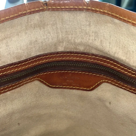 Louis Vuitton Monogram Brown Bucket Bag With Wallet